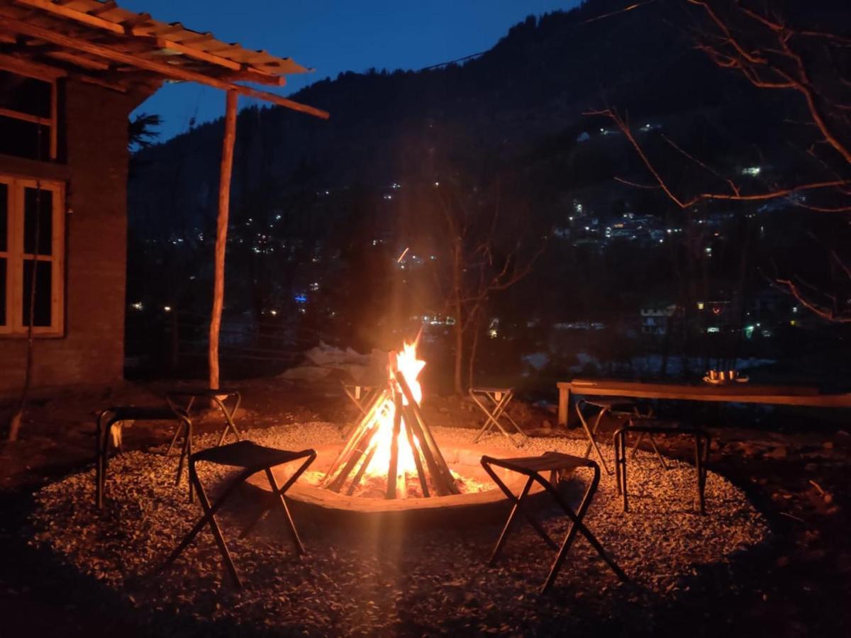 Himtrek Riverside Camps & Hostel Manali Экстерьер фото