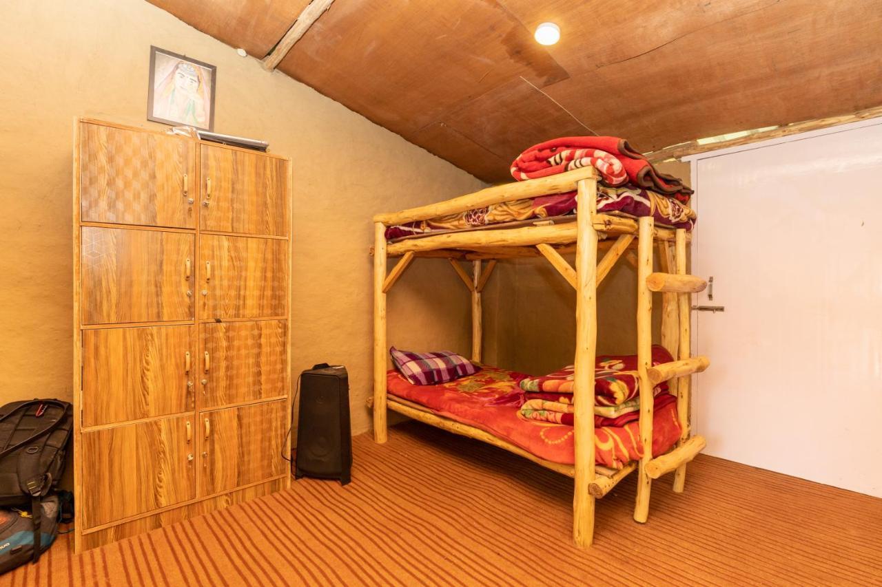 Himtrek Riverside Camps & Hostel Manali Экстерьер фото