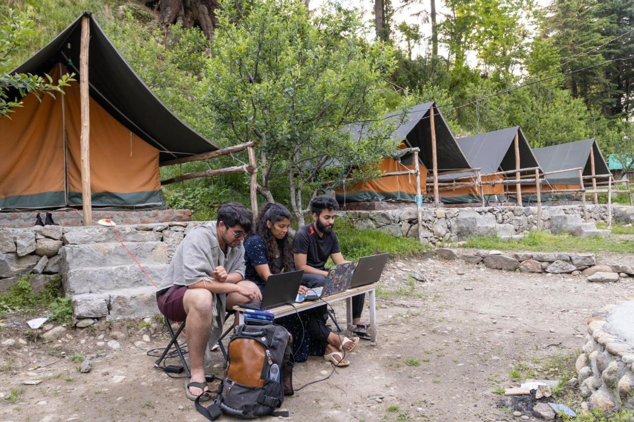 Himtrek Riverside Camps & Hostel Manali Экстерьер фото