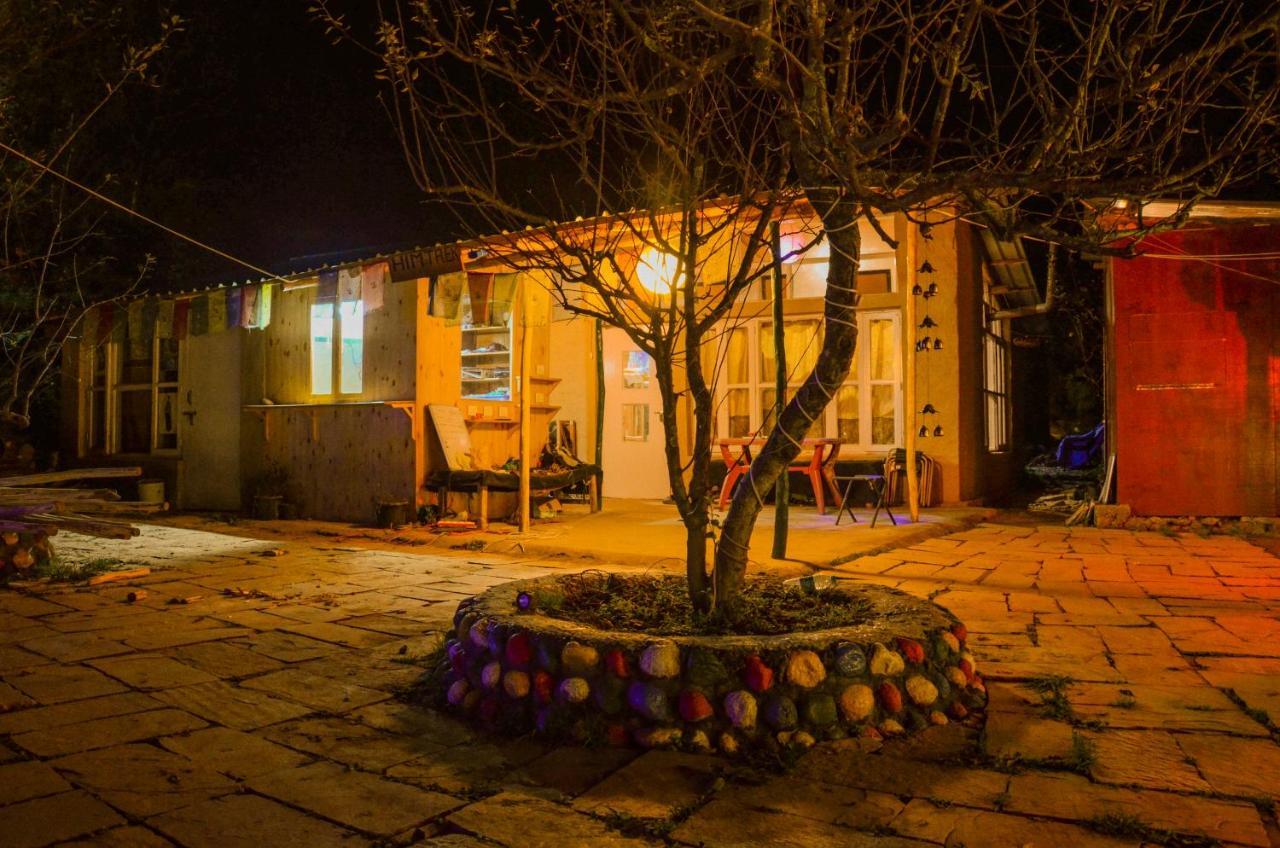 Himtrek Riverside Camps & Hostel Manali Экстерьер фото