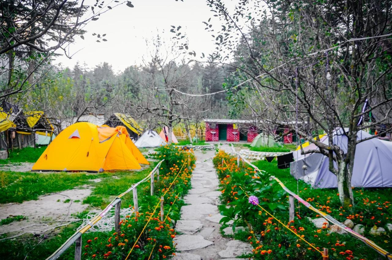 Himtrek Riverside Camps & Hostel Manali Экстерьер фото
