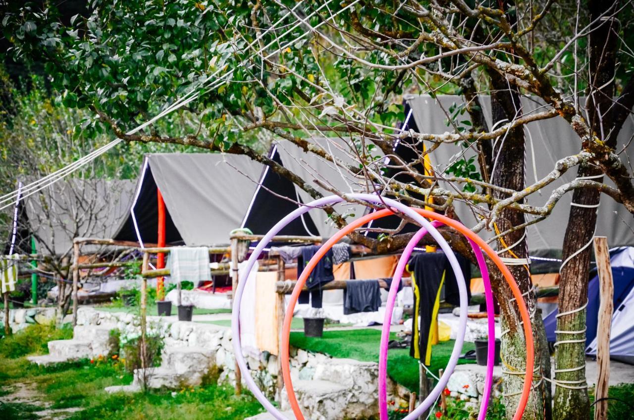 Himtrek Riverside Camps & Hostel Manali Экстерьер фото