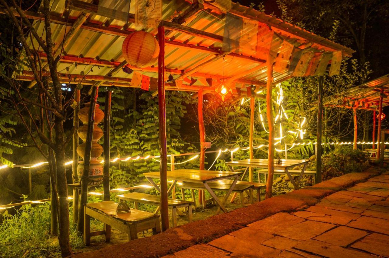 Himtrek Riverside Camps & Hostel Manali Экстерьер фото