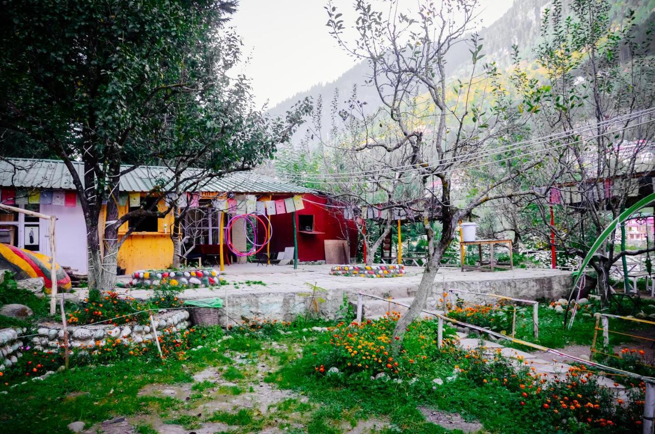 Himtrek Riverside Camps & Hostel Manali Экстерьер фото