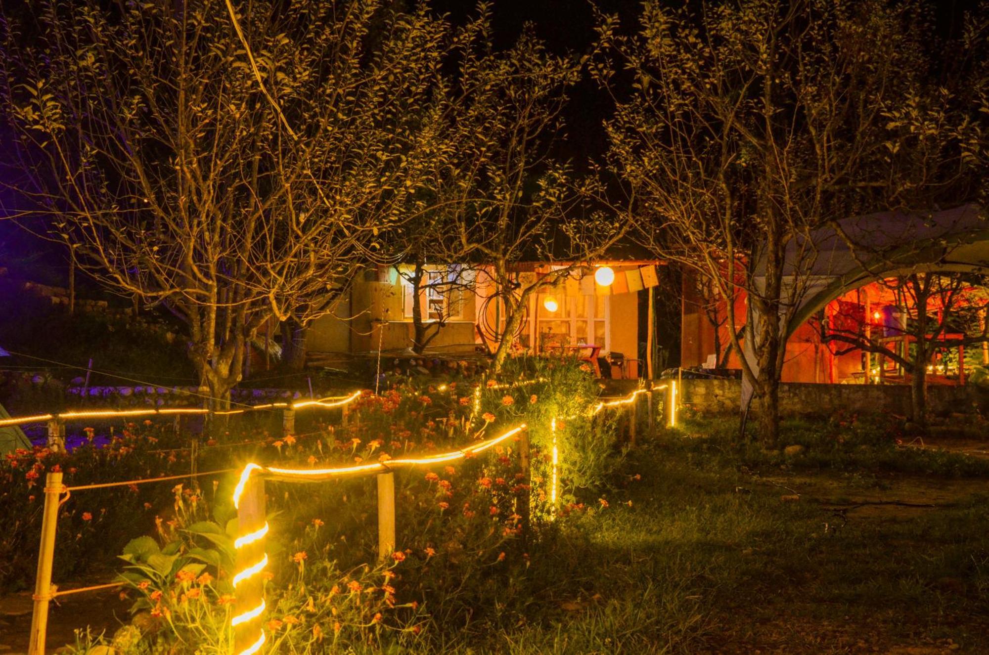 Himtrek Riverside Camps & Hostel Manali Экстерьер фото