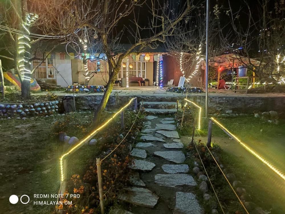 Himtrek Riverside Camps & Hostel Manali Экстерьер фото